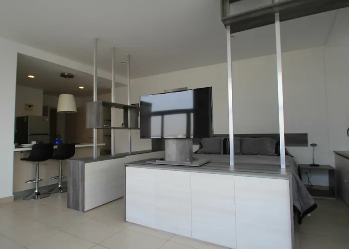 Boutique Downtown 1506 *