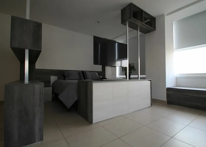 Boutique Downtown 1506